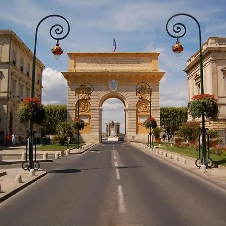 Le Patio-meublé De Tourisme 3 étoiles -résidence Les Logis De Béziers-garage Optionnel-cœur De Ville-plages à 16km ! Appartamento Béziers