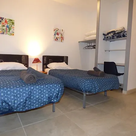 Le Patio: Charming 3-star In Center *