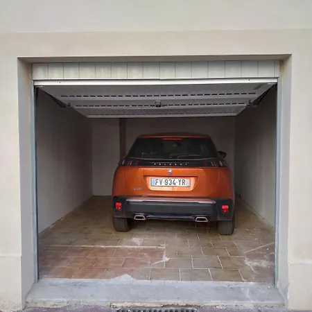 Le Patio-Meublé de Tourisme 3 étoiles -Résidence Les Logis de Béziers-Garage optionnel-Cœur de ville-Plages à 16km ! Appartamento