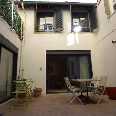 Le Patio-Meublé de Tourisme 3 étoiles -Résidence Les Logis de Béziers-Garage optionnel-Cœur de ville-Plages à 16km ! *