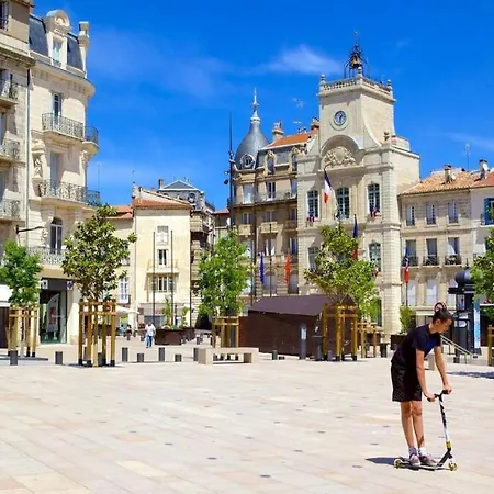 Le Patio-Meublé de Tourisme 3 étoiles -Résidence Les Logis de Béziers-Garage optionnel-Cœur de ville-Plages à 16km !