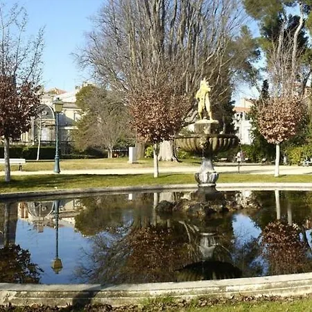 Le Patio-Meublé de Tourisme 3 étoiles -Résidence Les Logis de Béziers-Garage optionnel-Cœur de ville-Plages à 16km ! Appartamento Béziers
